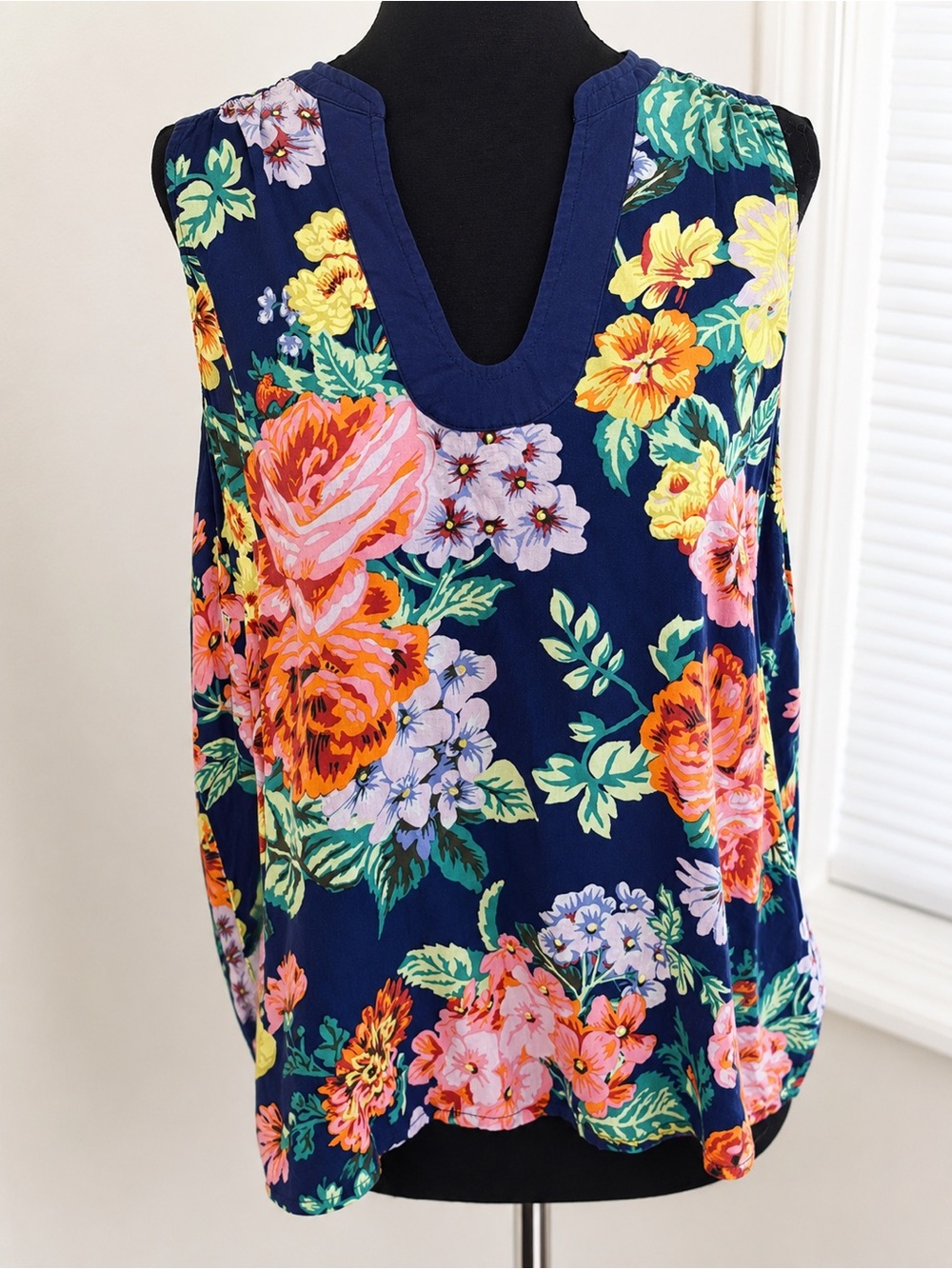 Maeve for Anthropologie Navy Floral V-Neck Sleeveless Tank Sz Med